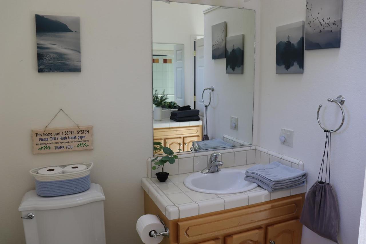 Cozy Getaway With Ocean View And Private Entrance! Hotel Гуалала Екстериор снимка